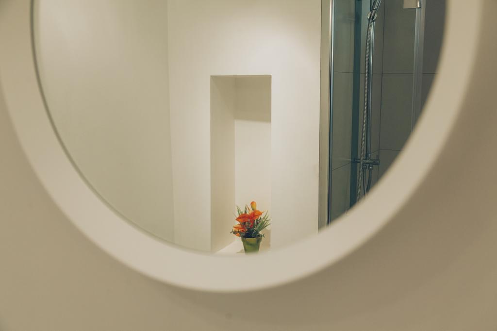 Central Old City Apartment Бухарест Номер фото